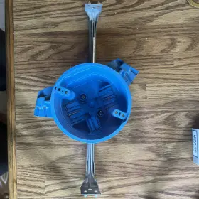 BH525H CARLON Ceiling Fan Box Round