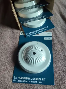 215678 COMMERICAL ELECTRIC Canopy Ceiling Light Fixture Kit