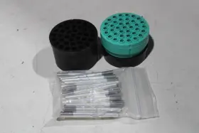CZP-20-386-SN CROUSE HINDS Plug Connector Adapter