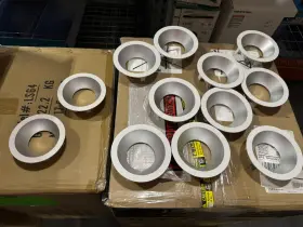 M4TRSCW DMF LIGHTING Round Beveled Diffused Box