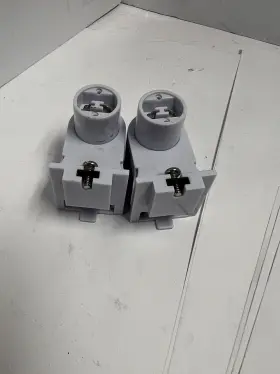 2501W EAGLE Eaton Light Lampholder Socket