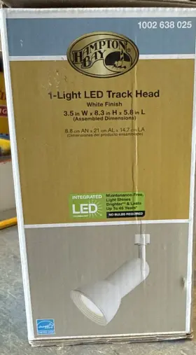 803979 HAMPTON BAY Integrated Led Step Linear Track Lighting
