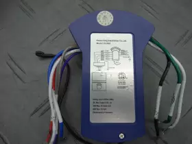 KH968 HAMPTON BAY Ceiling Wireless Receiver Motor Light #3