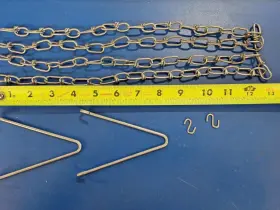 HF-2CV HOWARD Lighting Fixture Trade Chain Vclip Hooks