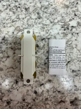 Aktil-wh HUBBELL Prescolite Striaght Mini Joiner Connector
