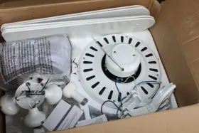 53062 HUNTER Ceiling Fan Motor Blades Lights Box