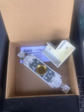 T24NWH JUNO Trac Master Connector Single Circuit