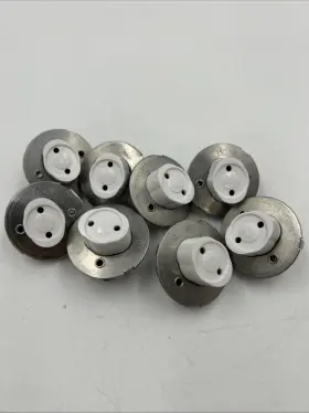 078477168561 LEVITON Base Pin Fluorescent Lampholder