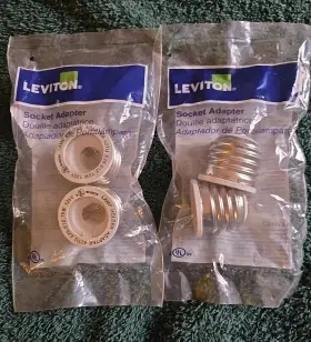 078477703717 LEVITON Socket Adapter