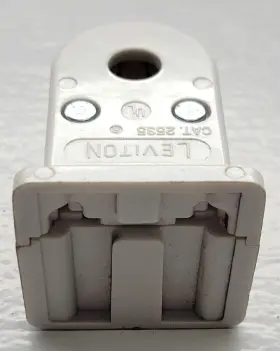 2535 LEVITON Fluorescent Lampholder Socket Stationary End #2