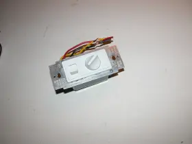 6620-DI LEVITON Decora Ceiling Fan Control #2