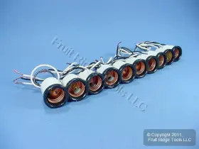 8152-8 LEVITON Porcelain Light Sockets Flange Lampholder Base