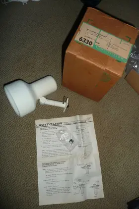 6330 LIGHTOLIER Lytespan Track Light Nos #2