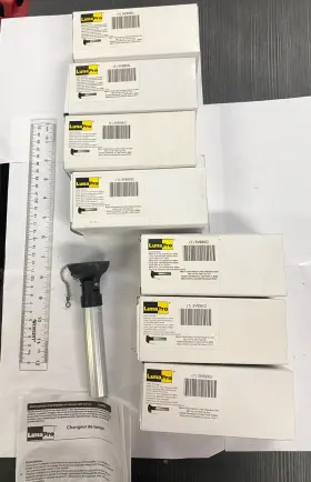 3V695G LUMAPRO Lamp Changer
