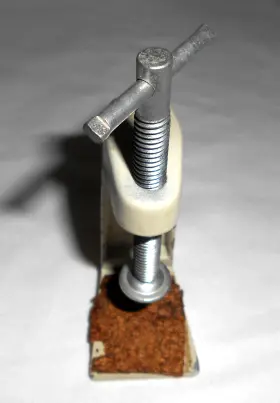 A31911 LUXO Edge Mount Shaft Clamp Lamp Bracket Cream #3