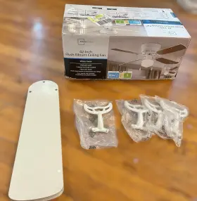 EF600G-42 MAINSTAYS Flush Mount Ceiling Fan Wood Blades Arms