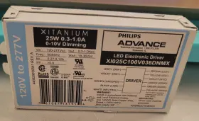 XI025C100V036DNM1 PHILIPS Buyers Xitanium Dimmable Led Driver #2