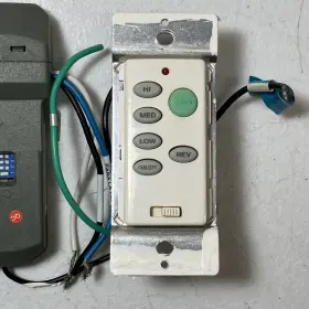 CHQ9051T RHINE Wireless Battery Wall Control Light Down #2