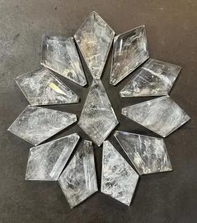 KDC-2381005A12MI ROCKCRYSTALPLAZA Natural Crystal Chandelier