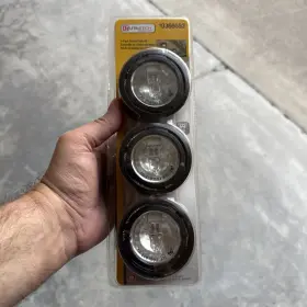 0366552 UTILITECH Puck Lights Xenon Cabinet Lighting Kit