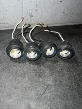 8300 WE Socket Rubber Weather