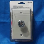 Westek Outdoor Faceplate Light Control W/weatherproof Plate #758fpctcc-4. Fixed Price $10.45.