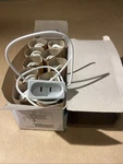 One Leviton 357-8 Mogul Prong Base Keyless Hid Porcelain Lampholder Par 56 & 64. Fixed Price $9.99.